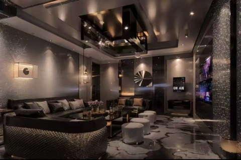 成都夜场绽放青春风采 营销岗位期待你的加入